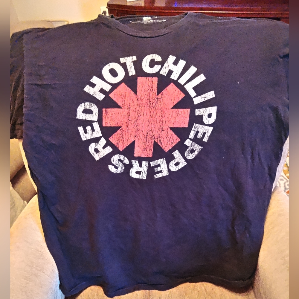 Red Hot Chili Peppers T shirt
